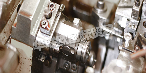 ARNOLD集團憑借多年來在智能緊固系統和非常復雜的擠壓件生產方面的專業知識,已發展成為復雜緊固系統的綜合供應商和開發合作伙伴。憑借他們對“藍色緊固系統”的新定位,這一發展過程現在將繼續在一個統一和協調的結構下進行。工程,緊固件和功能部件,以及進料器處理系統,所有這些都來自單一來源 - 高效,持續和國際化。