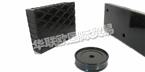 BARBIERI RUBBER的活動始于1967年，當時Angelo Barbieri先生離開了Stranieri Gomma，在同一行業(yè)開展業(yè)務，并開始在他的車庫里生產(chǎn)帶有舊壓縮機的小型橡膠零件。